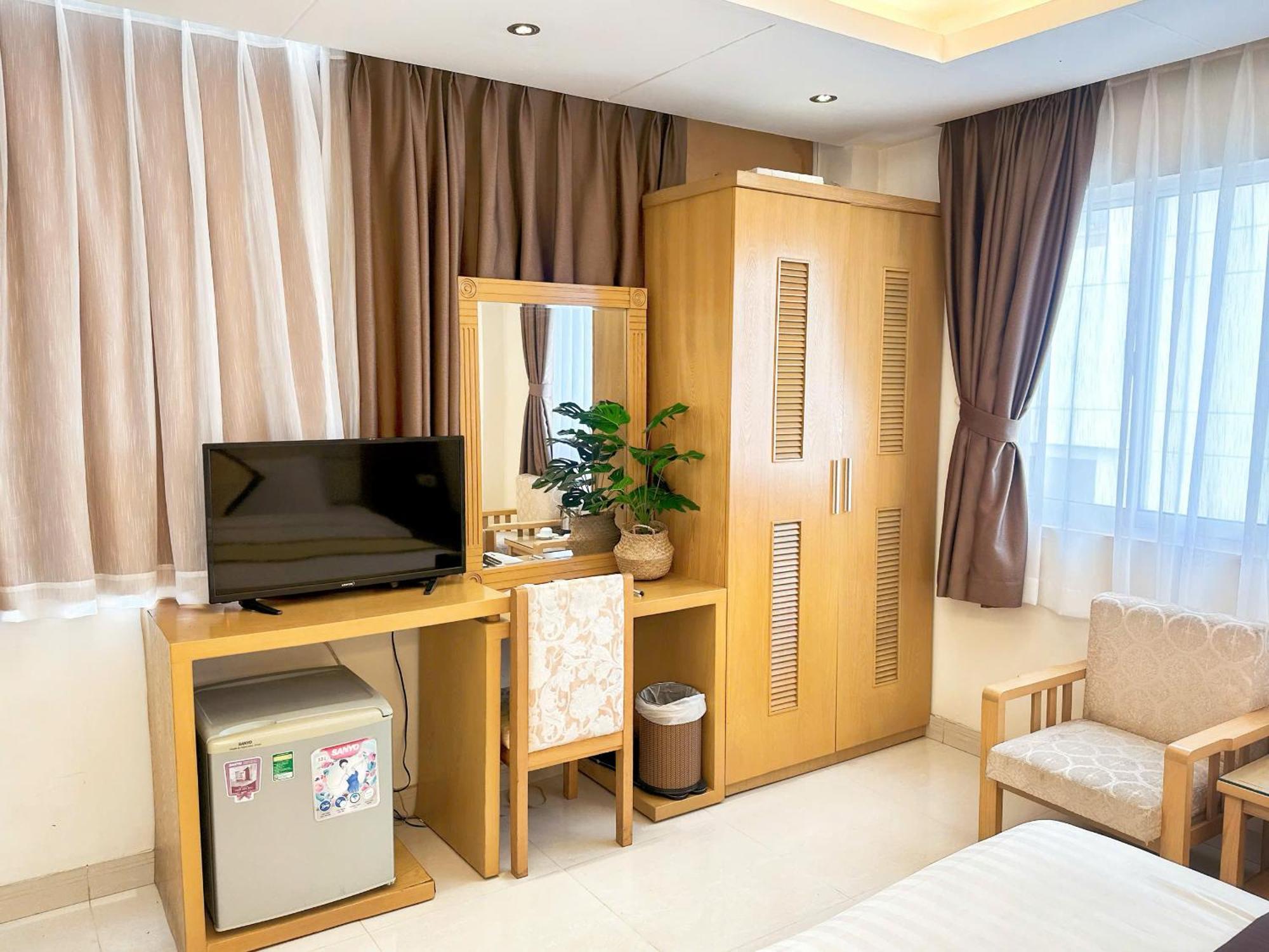 Vuong Tai Hotel Хошимин Экстерьер фото