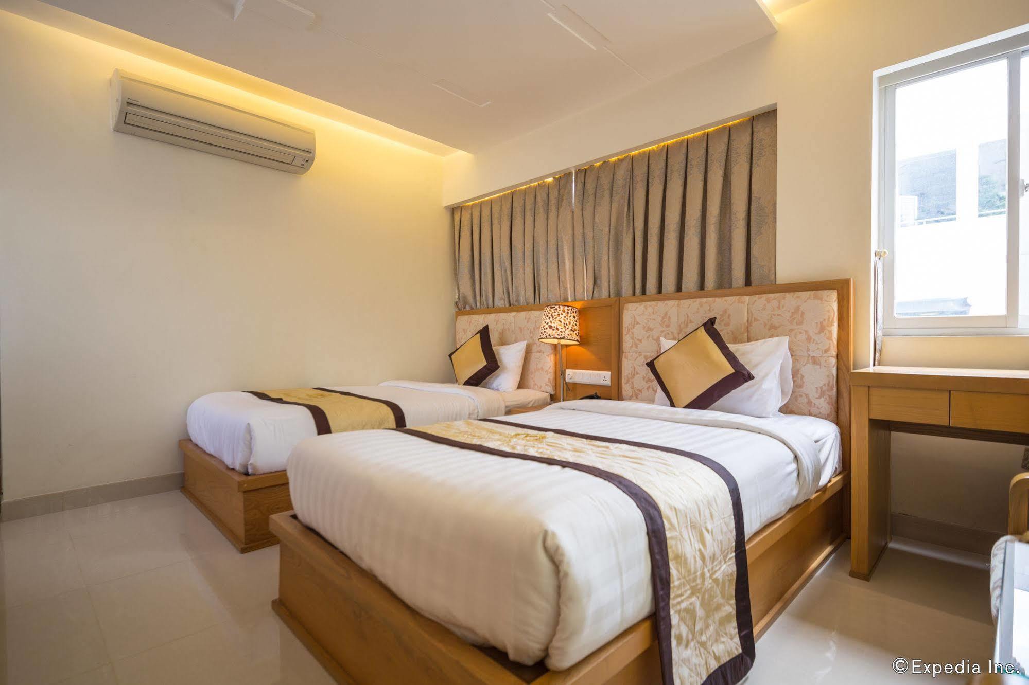 Vuong Tai Hotel Хошимин Экстерьер фото