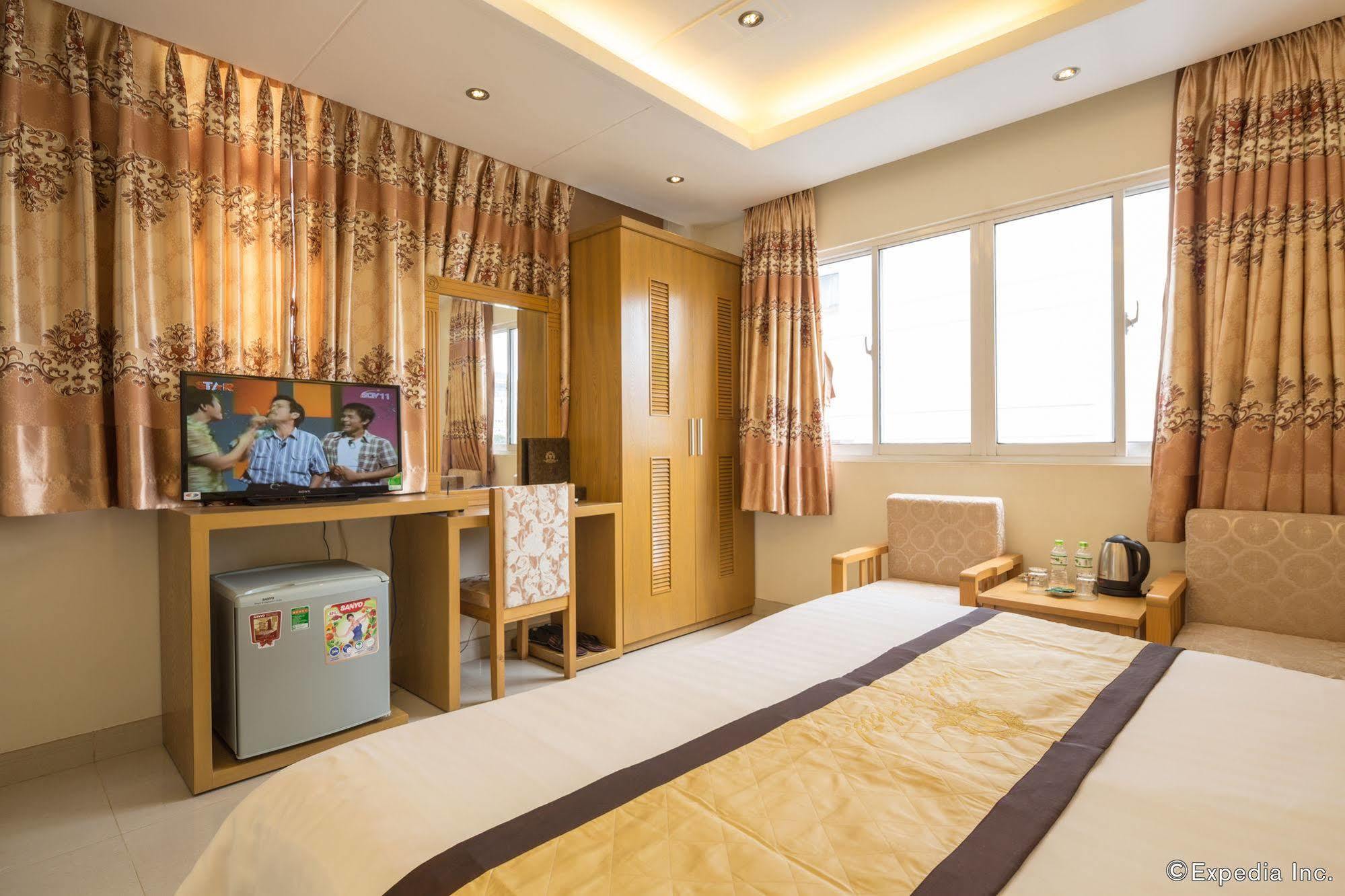 Vuong Tai Hotel Хошимин Экстерьер фото